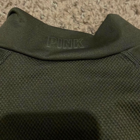 XS pink active top, new condtion - Picture 6 of 6